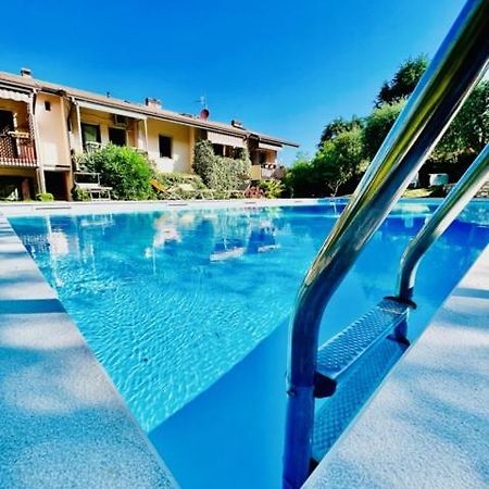 Residenza Riviera Degli Olivi Apartment Torri Del Benaco Exterior foto